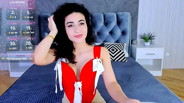 Snapshot of Maya_Rogerss chatting on November 8, 2:39 pm Maya Rogerss online show from November 8, 2:39 pm