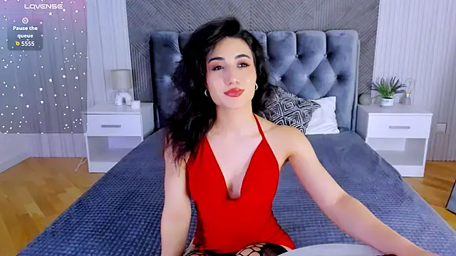 Snapshot of Maya_Rogerss chatting on November 28, 2:42 pm Maya Rogerss online show from November 28, 2:42 pm