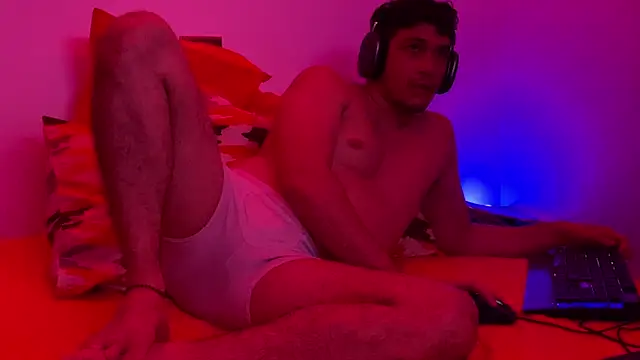 Snapshot of chicoinhibido chatting on March 21, 10:28 am chicoinhibido online show from March 21, 10:28 am