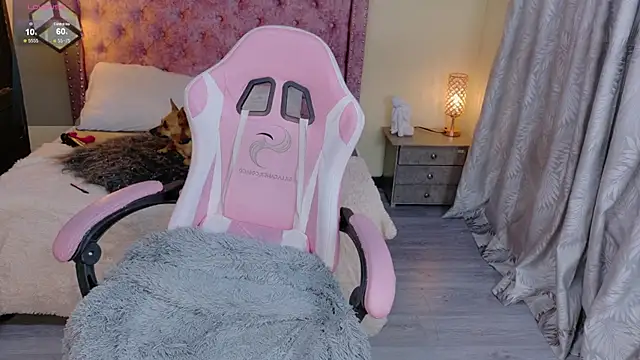 Snapshot of sweet__thang chatting on September 27, 7:13 am sweet  thang online show from September 27, 7:13 am