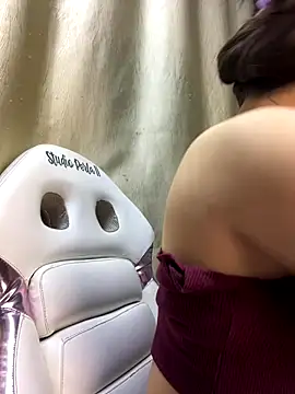 Snapshot of sweet__thang chatting on October 18, 8:09 pm sweet  thang online show from October 18, 8:09 pm