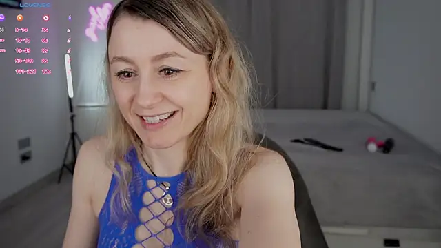   Milana     online show from May 14, 5:09 pm