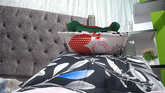 ANA-BULLOCK- online show from December 14, 12:10 pm