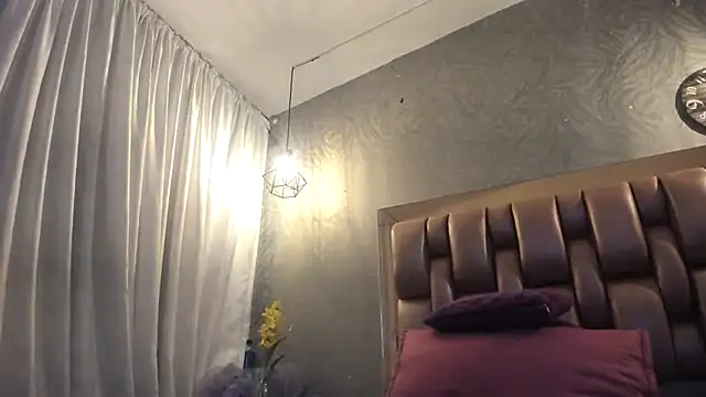 ANA-BULLOCK- online show from January 19, 11:58 am