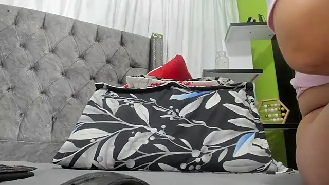 ANA-BULLOCK- online show from February 5, 11:48 am