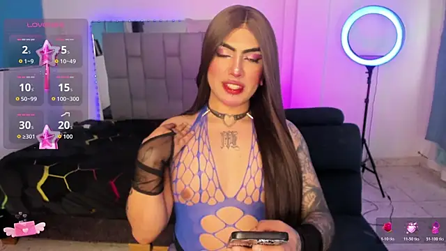 Sophie whitexxx online show from July 10, 8:00 pm