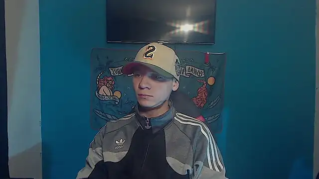 Snapshot of Burperking420_ chatting on February 17, 1:46 am Burperking420 online show from February 17, 1:46 am