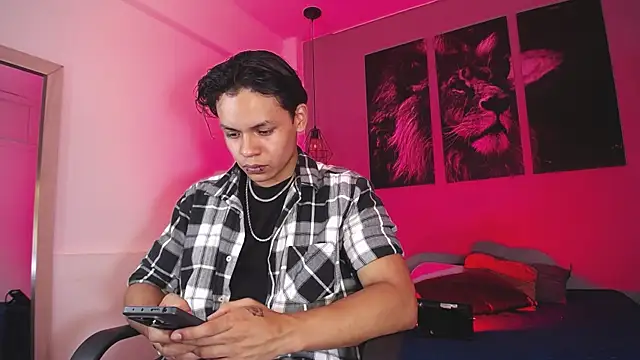 Snapshot of Draco_collins chatting on September 13, 7:13 pm Draco collins online show from September 13, 7:13 pm