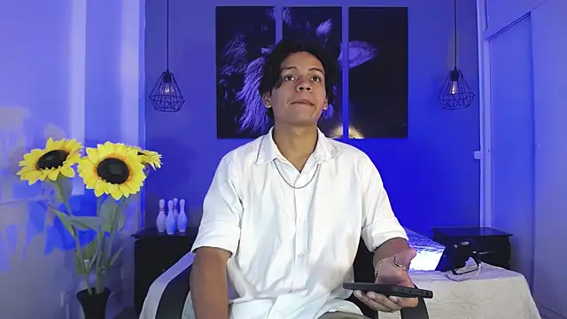 Snapshot of Draco_collins chatting on October 15, 8:42 pm Draco collins online show from October 15, 8:42 pm