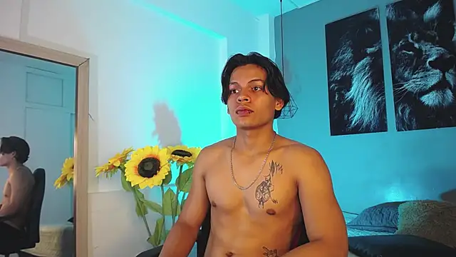 Snapshot of Draco_collins chatting on October 20, 7:58 pm Draco collins online show from October 20, 7:58 pm