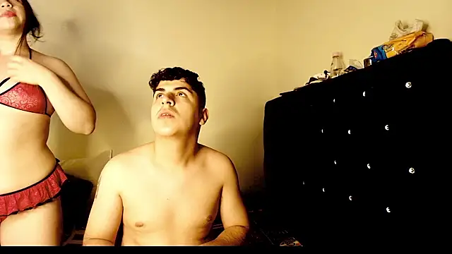 Kymberlyandlucas2 online show from February 10, 3:43 am