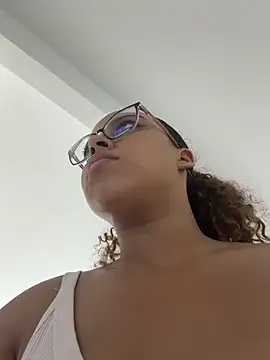 AlesiaCooper online show from May 22, 2:19 am