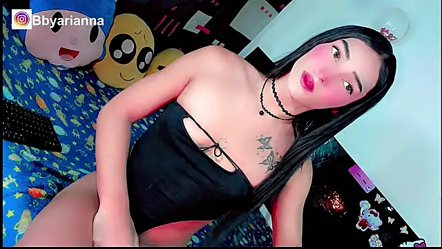 Snapshot of Ariana_doll01 chatting on March 10, 8:58 pm Ariana doll01 online show from March 10, 8:58 pm