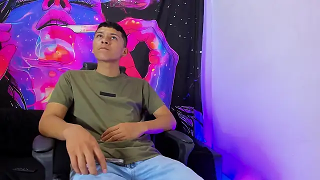 Snapshot of MAXXY_CUTE chatting on March 17, 10:49 pm MAXXY CUTE online show from March 17, 10:49 pm