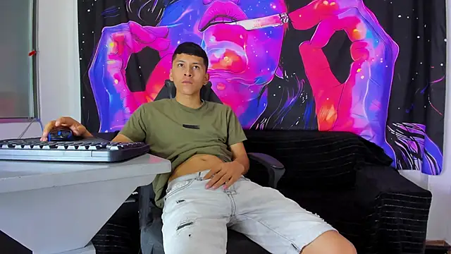 Snapshot of MAXXY_CUTE chatting on March 22, 4:58 pm MAXXY CUTE online show from March 22, 4:58 pm