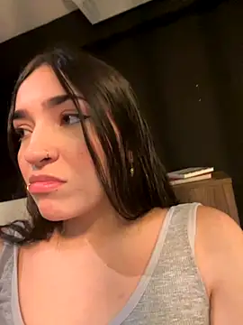 Emma  1 online show from October 25, 3:58 am