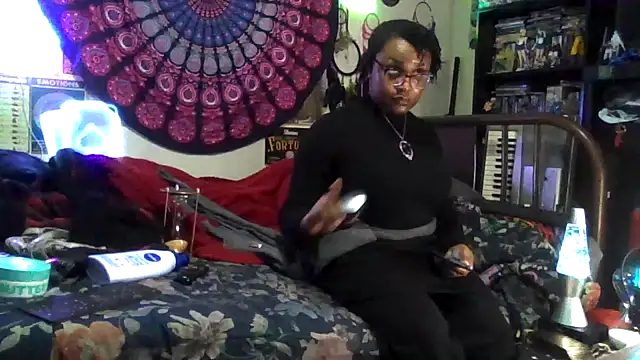 GardeniaFields online show from January 18, 12:36 am