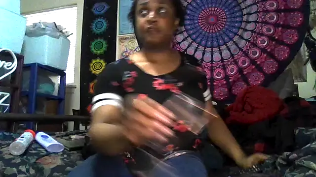 GardeniaFields online show from March 29, 11:38 pm