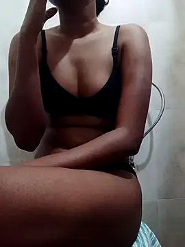 Snapshot of naughtyreva chatting on March 8, 5:59 am naughtyreva online show from March 8, 5:59 am