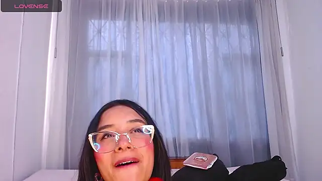 violettsuncs online show from September 19, 9:48 pm