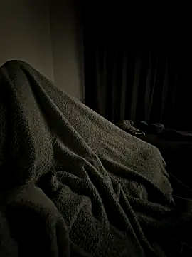 Snapshot of Smokeym123 chatting on October 17, 4:48 am Smokeym123 online show from October 17, 4:48 am