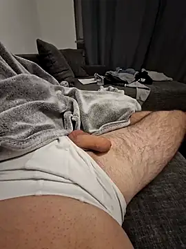 Snapshot of Smokeym123 chatting on November 20, 7:46 pm Smokeym123 online show from November 20, 7:46 pm