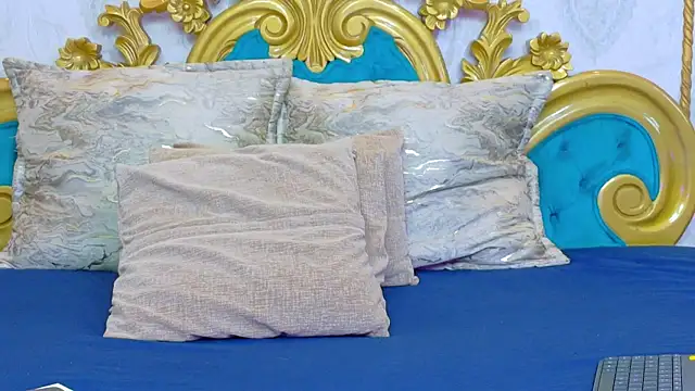 Snapshot of CataStones chatting on March 28, 7:46 pm CataStones online show from March 28, 7:46 pm