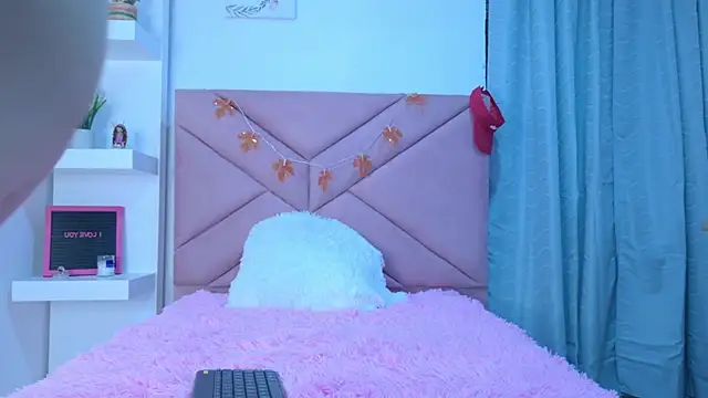 eva sin18 online show from September 11, 11:05 pm