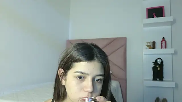 eva sin18 online show from April 26, 11:24 pm