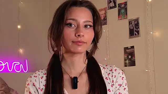 EditaBails online show from September 20, 6:42 pm