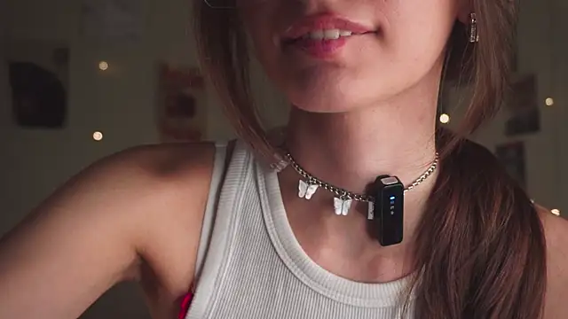 EditaBails online show from October 15, 7:03 pm