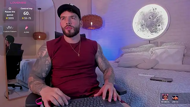 OLIVER COLT online show from March 9, 1:09 am