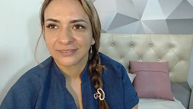 Milf-Prettyboobs online show from January 13, 5:51 pm