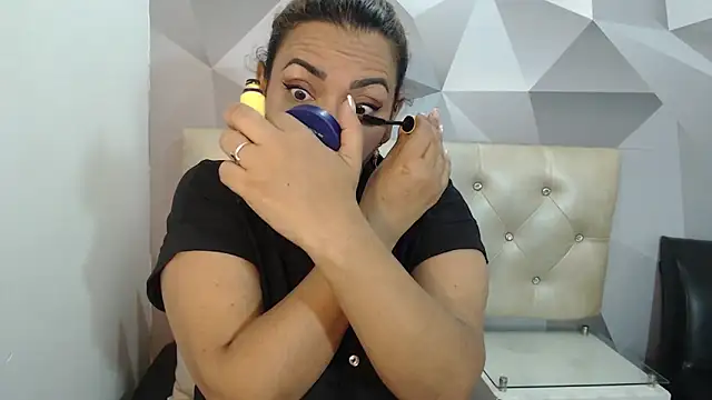 Milf-Prettyboobs online show from February 13, 10:55 am