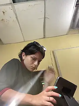 val zx online show from February 19, 6:15 pm