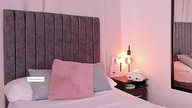 Tefy-Rose online show from November 6, 3:07 am