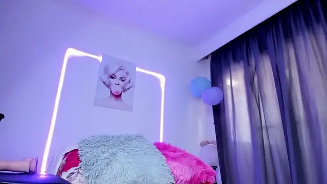 Snapshot of sweet_cinamon chatting on February 14, 2:14 pm sweet cinamon online show from February 14, 2:14 pm