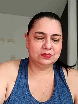 michellrodriguez online show from May 31, 3:41 pm
