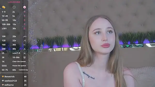GraceSecrett online show from March 13, 6:12 pm