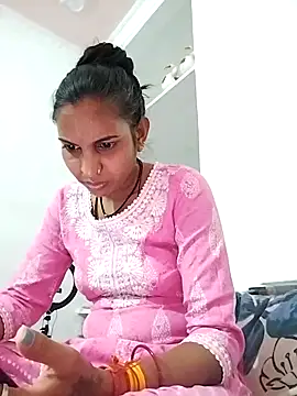 Hotty-Nidhi online show from March 10, 9:43 am
