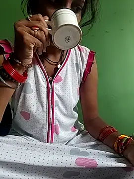 Hotty-Nidhi online show from October 2, 3:02 am