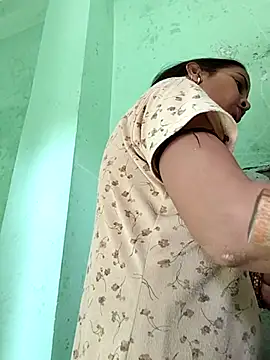 Hotty-Nidhi online show from March 2, 5:08 am