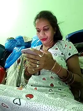 Hotty-Nidhi online show from March 21, 4:54 pm