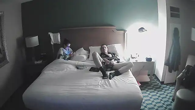 Snapshot of alickandstick chatting on March 14, 9:59 am alickandstick online show from March 14, 9:59 am