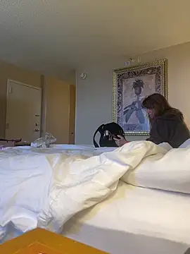 Snapshot of alickandstick chatting on March 16, 5:06 pm alickandstick online show from March 16, 5:06 pm