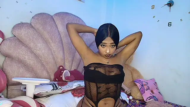 charlotte walker1 online show from March 11, 5:35 am