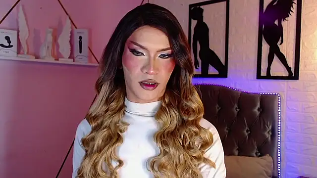 Snapshot of agatha_rodriguez chatting on February 20, 1:33 pm agatha rodriguez online show from February 20, 1:33 pm