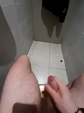 Snapshot of perpignan6659 chatting on April 1, 7:42 am perpignan6659 online show from April 1, 7:42 am