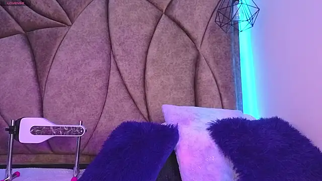 Kanela miller  online show from March 24, 12:21 pm