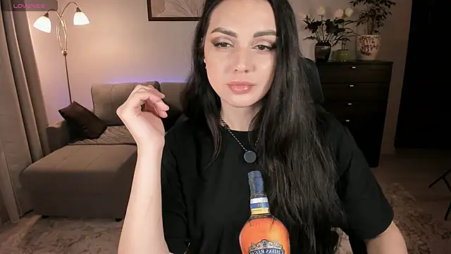 Snapshot of Viki_Bellson chatting on March 21, 3:57 pm Viki Bellson online show from March 21, 3:57 pm